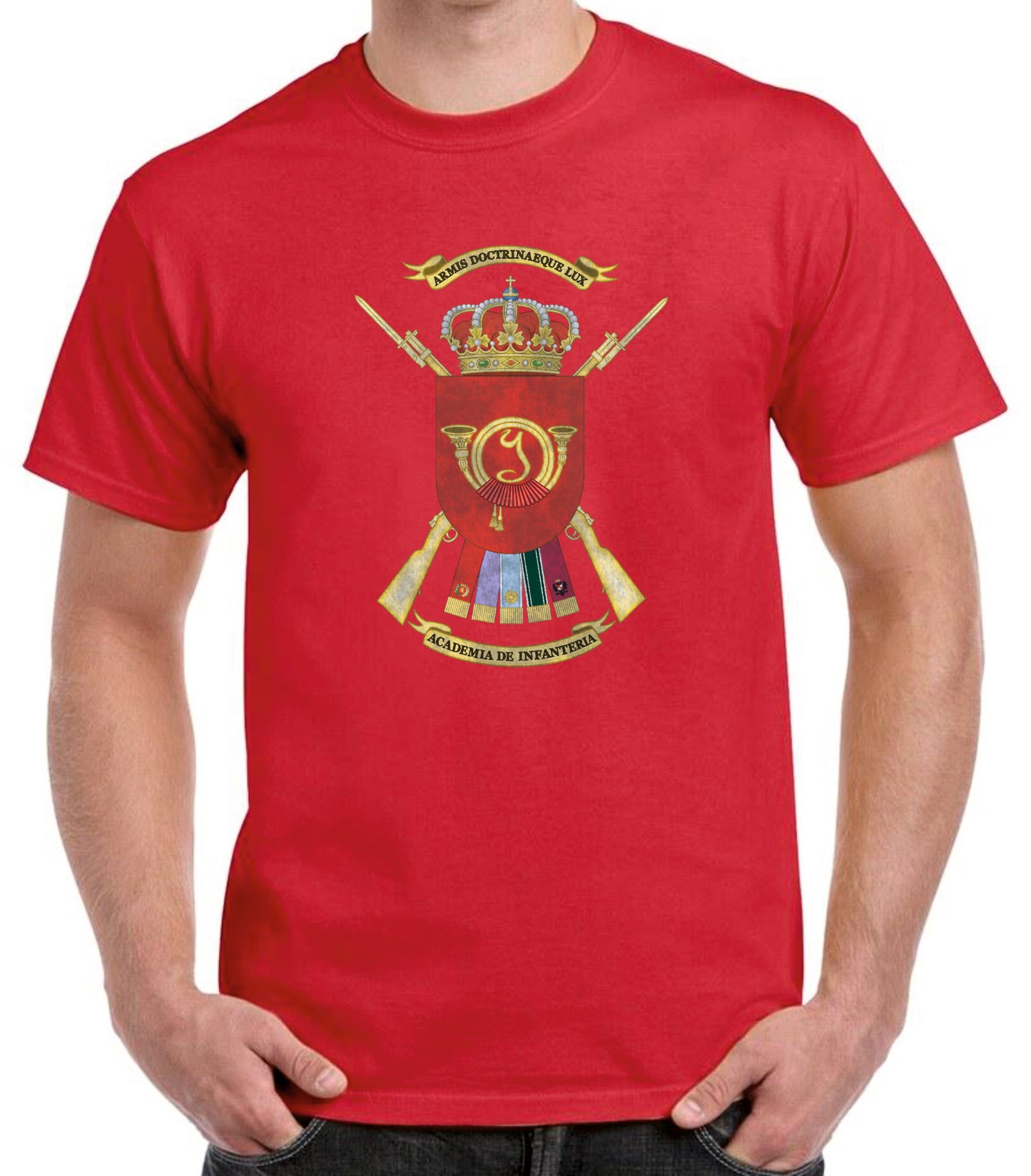 Camiseta Academia de Infantería escudo oficial.