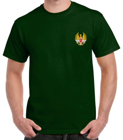 Camiseta emblema tres ejércitos.