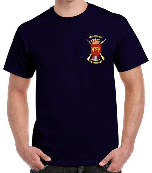 Camiseta Academia de Infantería escudo oficial.