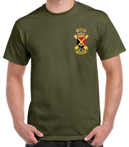 Camiseta Academia de Artillería escudo oficial.