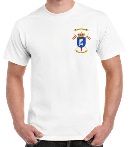 Camiseta Academia de Caballería escudo oficial.
