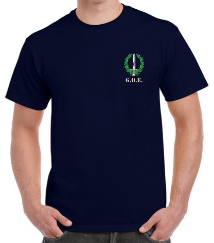 Camiseta G.O.E. emblema.