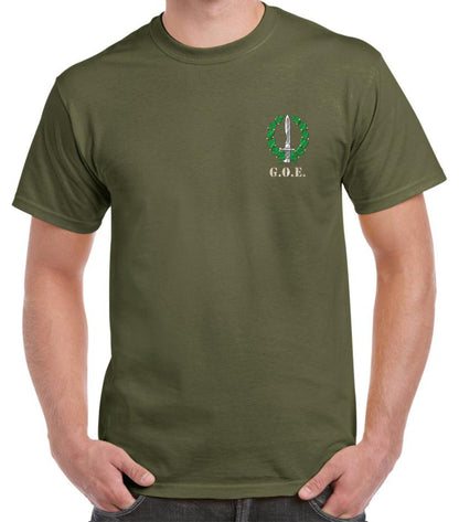 Camiseta G.O.E. emblema.