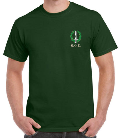 Camiseta G.O.E. emblema.